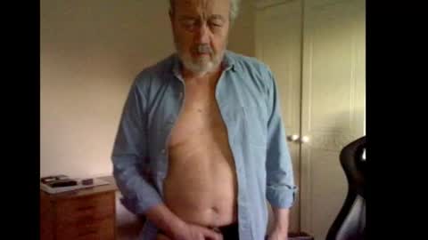 Snapshot of erasmus_d chatting on March 2026 06:11:02 PM erasmus_d online show from March 2026 06:11:02 PM