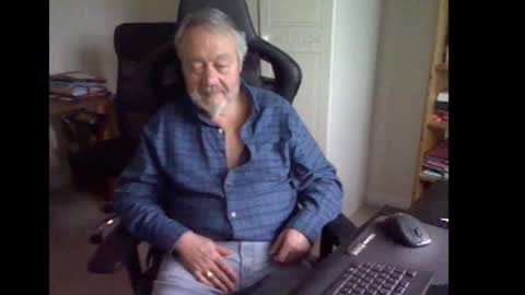 Snapshot of erasmus_d chatting on March 2026 06:00:01 PM erasmus_d online show from March 2026 06:00:01 PM