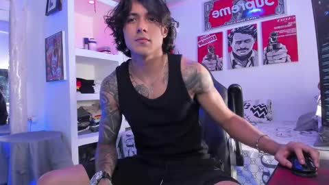 Tht BOSS Eren online show from October 2025 07:58:01 PM