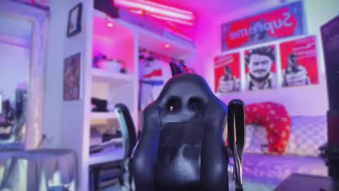 Snapshot of eren_blade_ chatting on February 2026 03:46:02 AM Tht BOSS Eren online show from February 2026 03:46:02 AM