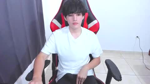 eren_tatakae online show from October 2025 06:32:02 PM