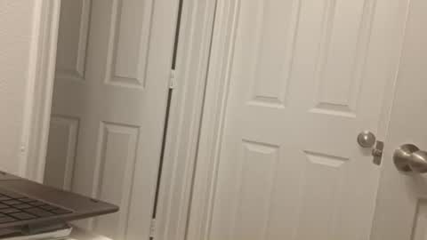 eric4698523103 online show from April 2026 03:42:02 AM