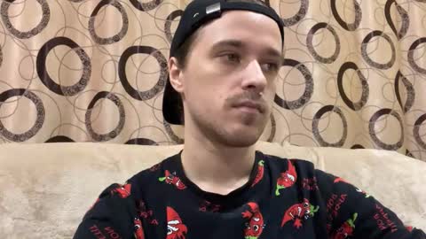 Snapshot of eric_blond chatting on October 2025 02:40:02 PM Eric online show from October 2025 02:40:02 PM