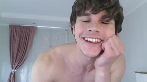 Eric Crush online show from May 2026 04:06:02 AM