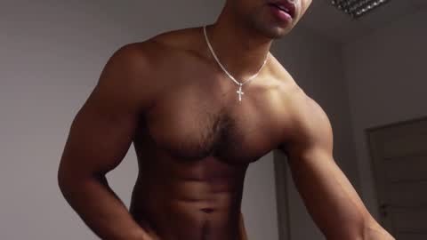    online show from January 2025 05:40:01 AM