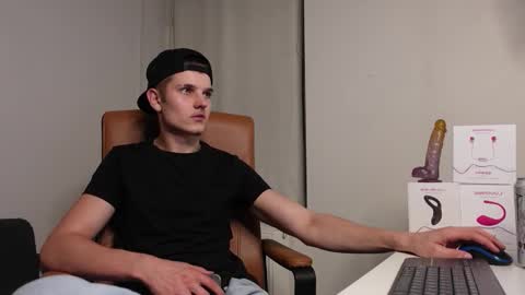    online show from September 2025 08:19:01 PM