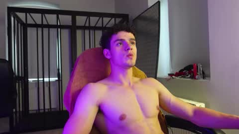    online show from October 2025 02:15:01 PM