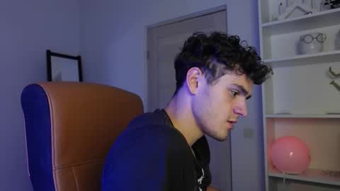    online show from October 2025 06:27:02 PM