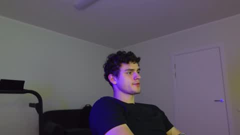    online show from November 2025 02:28:01 PM