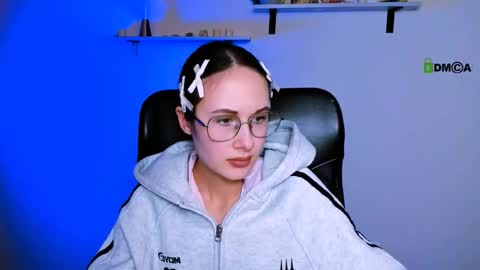 Snapshot of erica_breeze chatting on January 2026 08:51:02 PM your dear Erica online show from January 2026 08:51:02 PM