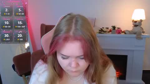Snapshot of erica_love_ chatting on September 2025 05:52:02 AM erica_love_ online show from September 2025 05:52:02 AM