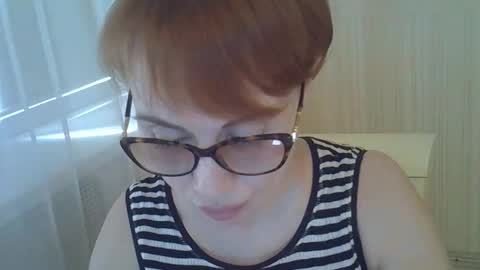 Snapshot of erica_lynn chatting on April 2026 01:17:02 PM erica_lynn online show from April 2026 01:17:02 PM