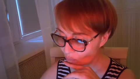 Snapshot of erica_lynn chatting on April 2026 02:20:01 PM erica_lynn online show from April 2026 02:20:01 PM