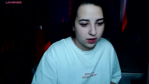 erica_mills online show from November 2025 12:36:02 PM