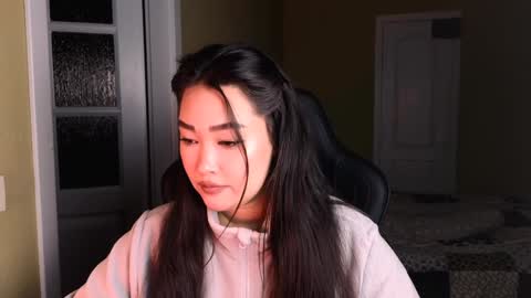 Erica Wayne online show from January 2025 01:27:01 PM