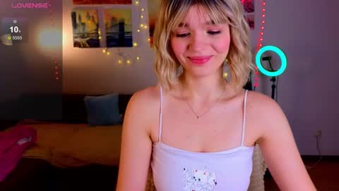 Snapshot of erica_winterr chatting on January 2025 06:30:02 AM Erica Winterr online show from January 2025 06:30:02 AM