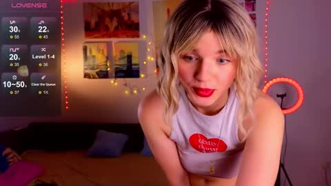 Snapshot of erica_winterr chatting on February 2025 08:56:02 AM Erica Winterr online show from February 2025 08:56:02 AM