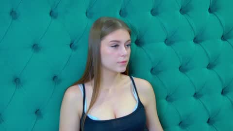 EricaFoxes online show from June 2026 06:25:02 AM