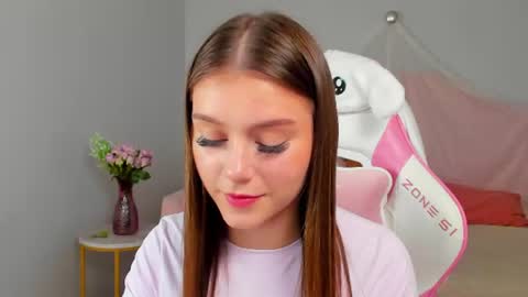 EricaFoxes online show from July 2026 04:25:02 PM