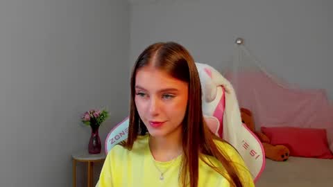 EricaFoxes online show from July 2026 05:40:02 AM