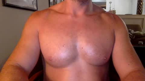Snapshot of ericamyserso chatting on March 2026 04:04:02 AM EricMuscle86 online show from March 2026 04:04:02 AM