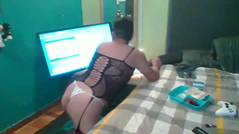 Snapshot of ericareh chatting on September 2025 07:10:01 AM ericareh online show from September 2025 07:10:01 AM