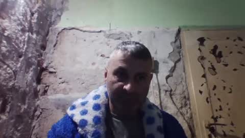 Snapshot of ericboy32 chatting on December 2025 03:47:01 AM eric online show from December 2025 03:47:01 AM