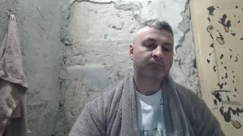 Snapshot of ericboy32 chatting on March 2026 02:06:02 AM eric online show from March 2026 02:06:02 AM