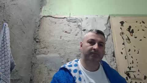 Snapshot of ericboy32 chatting on March 2026 03:50:01 AM eric online show from March 2026 03:50:01 AM