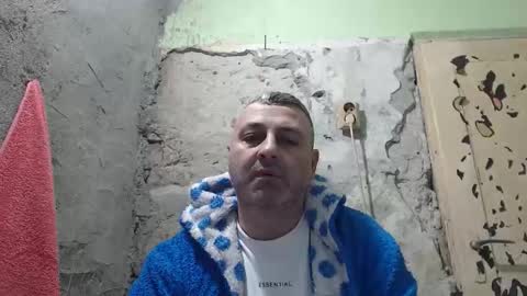 Snapshot of ericboy32 chatting on March 2026 03:28:02 AM eric online show from March 2026 03:28:02 AM