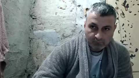 Snapshot of ericboy32 chatting on April 2026 06:49:02 PM eric online show from April 2026 06:49:02 PM