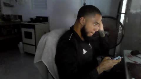 Snapshot of ericbuck chatting on February 2025 03:21:02 AM Eric Buck online show from February 2025 03:21:02 AM
