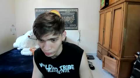erick_de_rossee online show from June 2026 07:01:01 PM