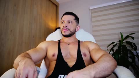 Snapshot of erick_thompson chatting on December 2024 07:16:02 PM Erick Thompson online show from December 2024 07:16:02 PM