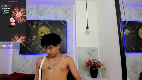 Snapshot of erick_zhimerman chatting on January 2025 10:08:01 AM online show from January 2025 10:08:01 AM