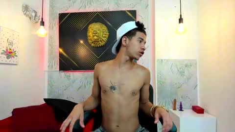 Snapshot of erick_zhimerman chatting on February 2025 05:47:02 AM online show from February 2025 05:47:02 AM