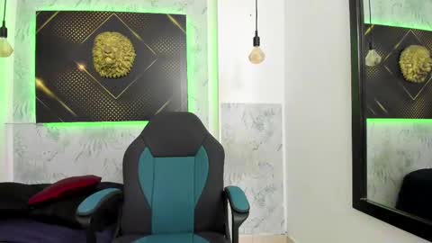 Snapshot of erick_zhimerman chatting on February 2025 09:55:01 AM online show from February 2025 09:55:01 AM