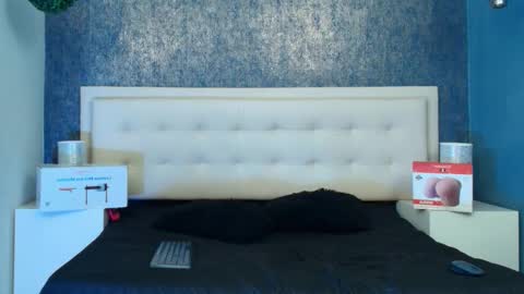 Snapshot of erick_zhimerman chatting on September 2025 04:01:01 AM online show from September 2025 04:01:01 AM