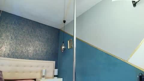 Snapshot of erick_zhimerman chatting on October 2025 04:44:01 AM online show from October 2025 04:44:01 AM