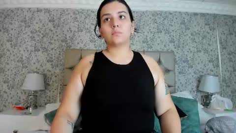Snapshot of erickcarmack chatting on August 2026 04:03:02 AM Erick online show from August 2026 04:03:02 AM