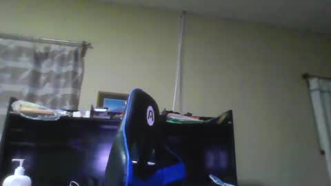 Snapshot of erik1781 chatting on February 2025 07:05:01 AM erik1781 online show from February 2025 07:05:01 AM
