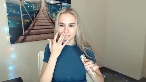 Snapshot of erikagavin chatting on January 2025 03:44:02 PM Erika online show from January 2025 03:44:02 PM