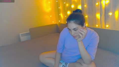 Snapshot of erikagloss chatting on January 2025 01:42:02 PM ErikaGloss online show from January 2025 01:42:02 PM