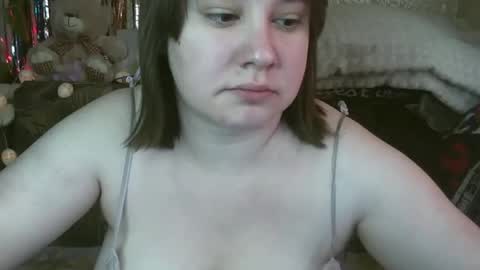 Erika online show from May 2026 06:32:03 AM