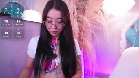 Snapshot of eriklein chatting on December 2025 10:28:01 PM Eri online show from December 2025 10:28:01 PM