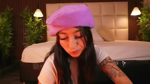 Snapshot of eriklein chatting on April 2026 10:49:02 PM Eri online show from April 2026 10:49:02 PM