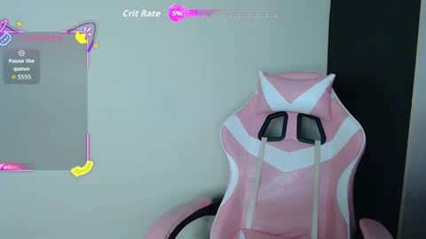 Erin online show from October 2025 04:13:01 AM