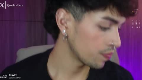 Snapshot of erisleon chatting on March 2026 01:43:01 AM online show from March 2026 01:43:01 AM