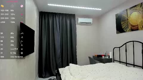 Erline and Monica online show from June 2026 06:43:02 PM
