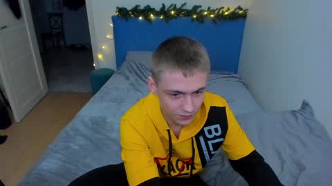 Max online show from December 2024 04:53:02 AM